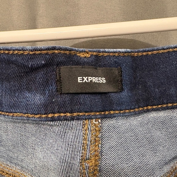 Express High Rise Straight Ankle Jeans - Picture 3 of 5